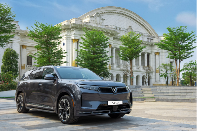 Người dùng VF 9 cũ có thể đổi xe mới 100% thông qua chương trình của VinFast.
